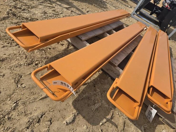 #5971-•-new-wolverine-8'-pallet-fork-extensions-3"-x-6"-image-1
