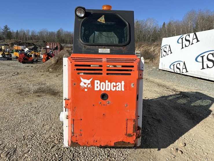 2015-bobcat-s70-image-4