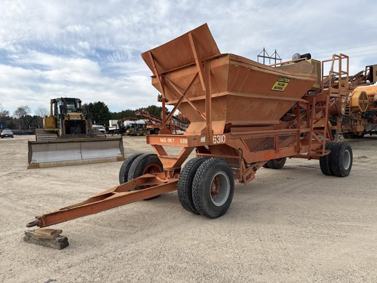 john-deere-8-image-1