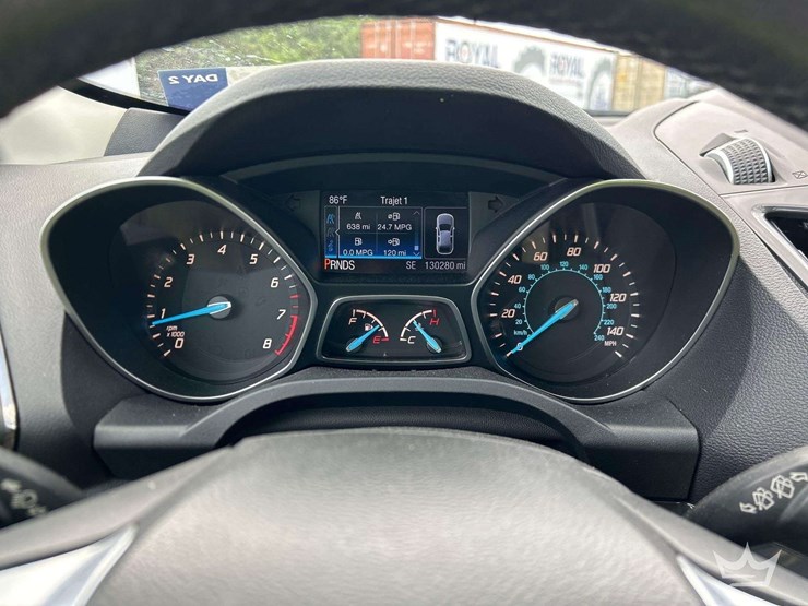 2015-ford-escape-image-11