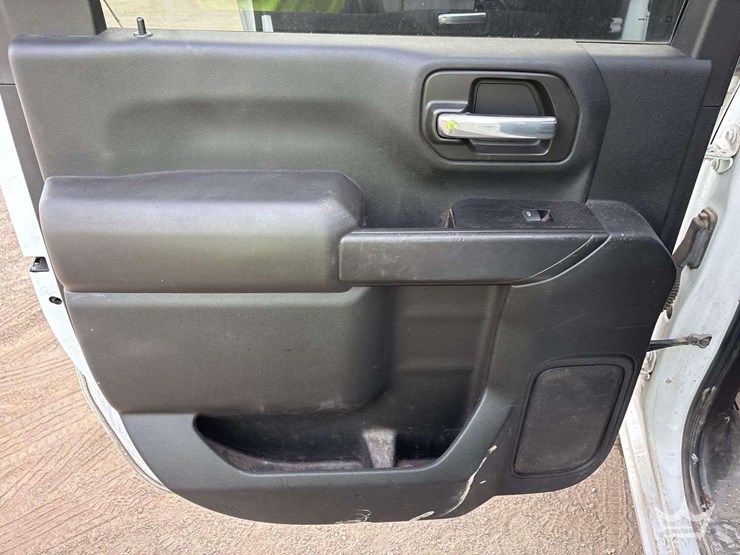 2021-chevrolet-silverado-2500hd-image-20