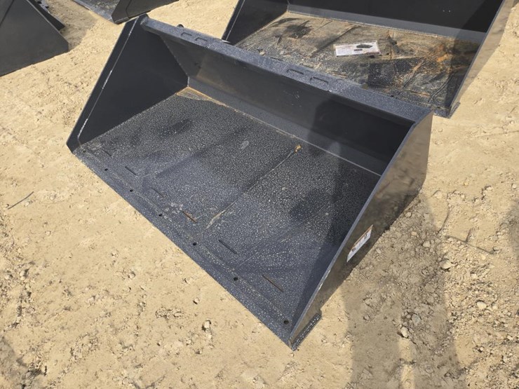 #5993-•-new-wolverine-track-duty-66"-bucket-lpb-11-66w-image-1