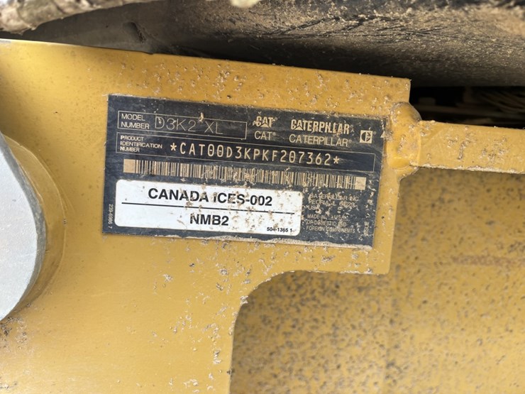 2021-caterpillar-d3k2-xl-image-22