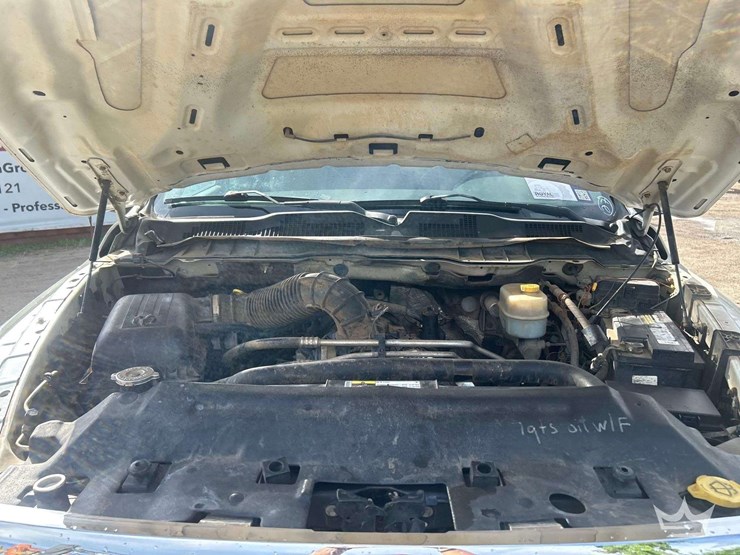 2012-dodge-3500-image-13