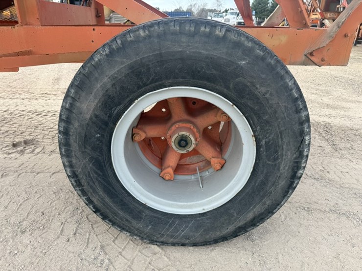 john-deere-8-image-52