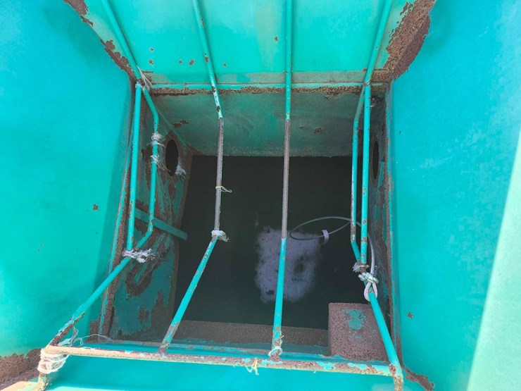 2013-gea-houle-7300-manure-tanker-image-9