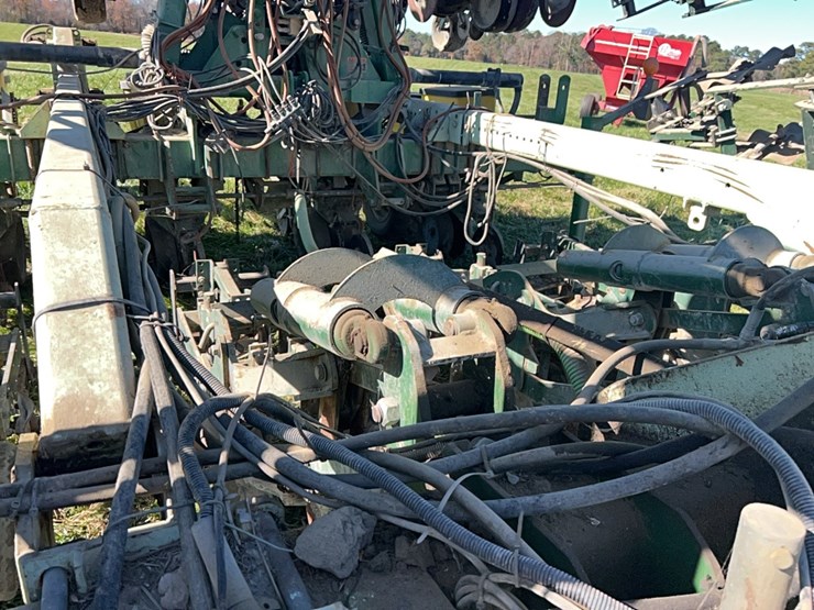 john-deere-1720-image-24