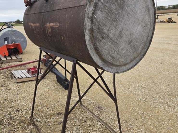 #5943-•-fuel-tank-w/-stand-image-4