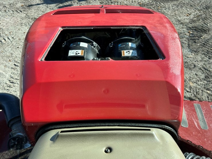 2013-case-ih-steiger-550-image-46