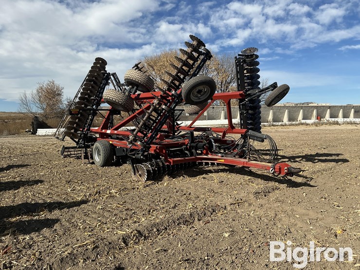 2016-case-ih-2016-image-3