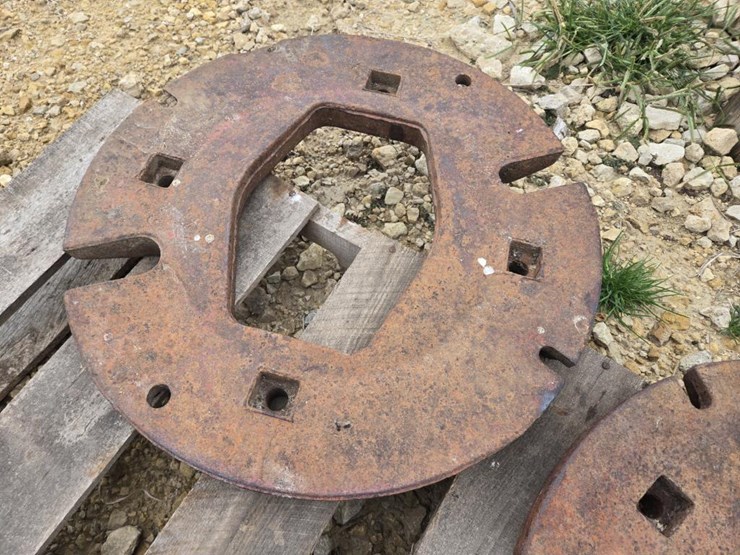 #5947-•-(3)-ih-150#-rear-full-wheel-weights-image-4