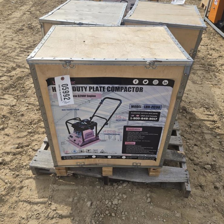 #5992 • NEW LANDHONOR HEAVY DUTY PLATE COMPACTOR LHR-PC90H
