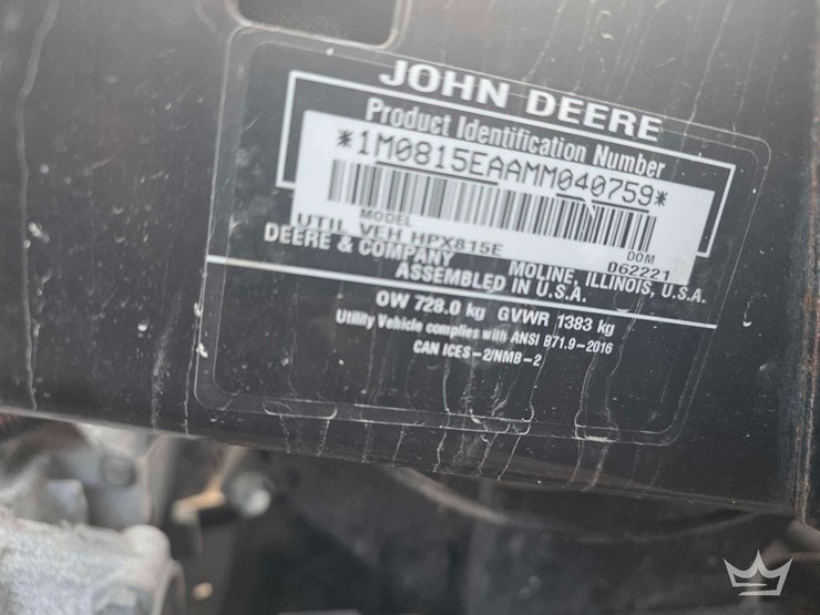 2021-john-deere-gator-image-12