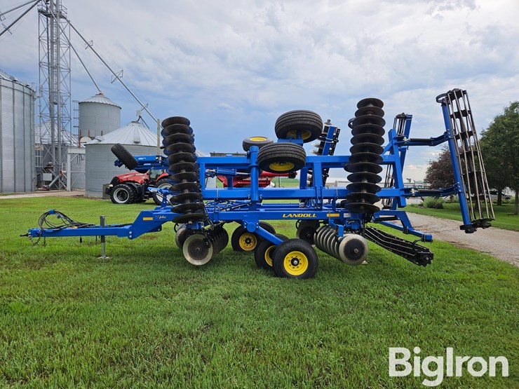 2012-landoll-7431-23-image-8