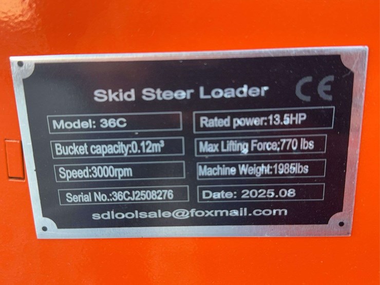 skid-steer-loader-image-7