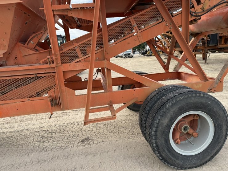 john-deere-8-image-15