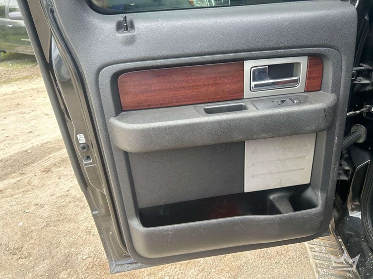 2013-ford-f150-image-16