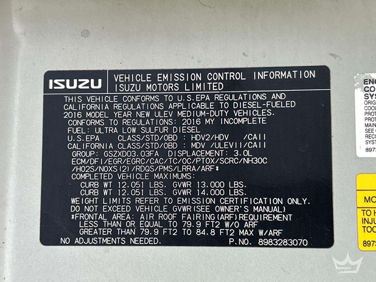 2016-isuzu-npr-image-9