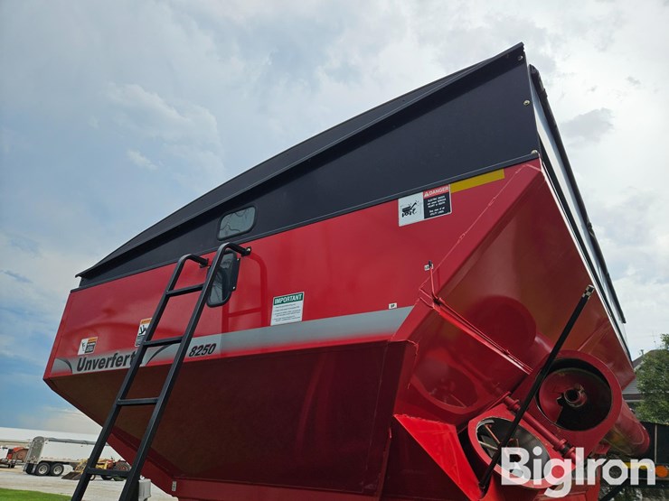 2015-unverferth-8250-image-16