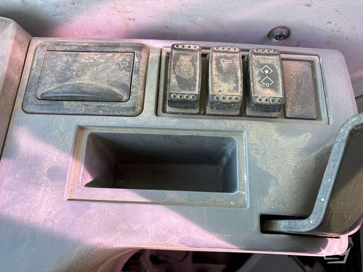 2018-john-deere-2018-image-17