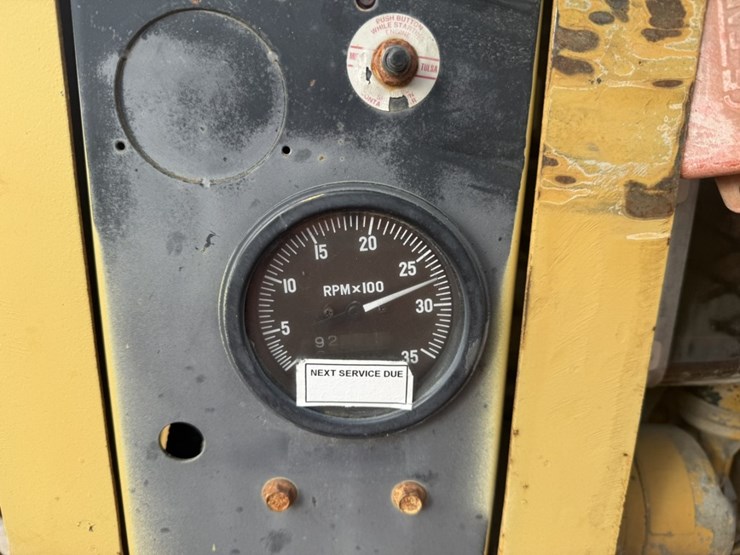 john-deere-8-image-40