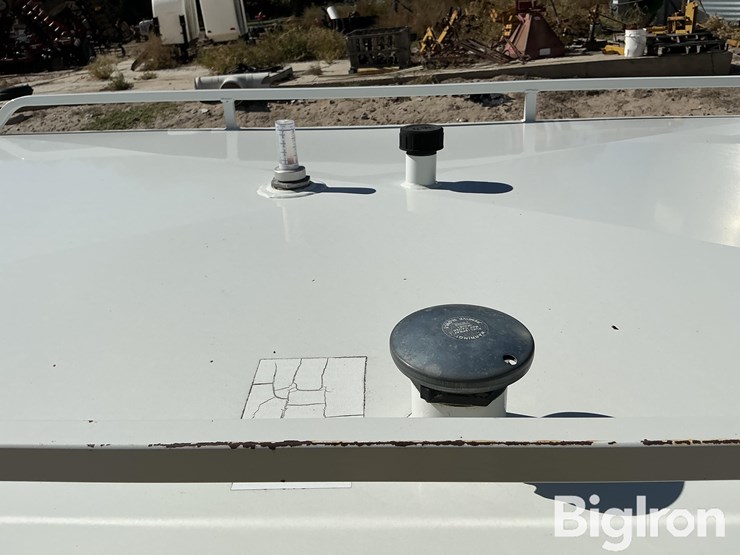 thunder-creek-t/a-fuel-trailer-image-17