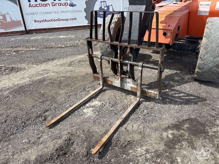 2017-sky-trak-6036-image-25