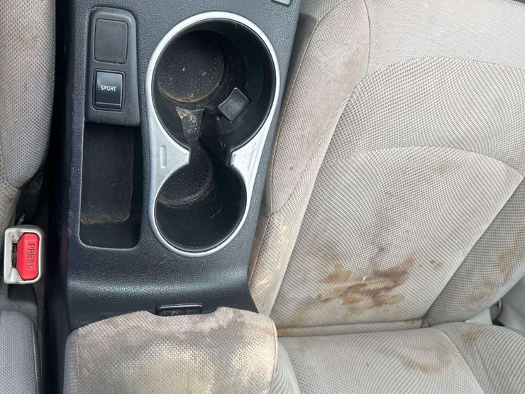 2013-nissan-rogue-image-15