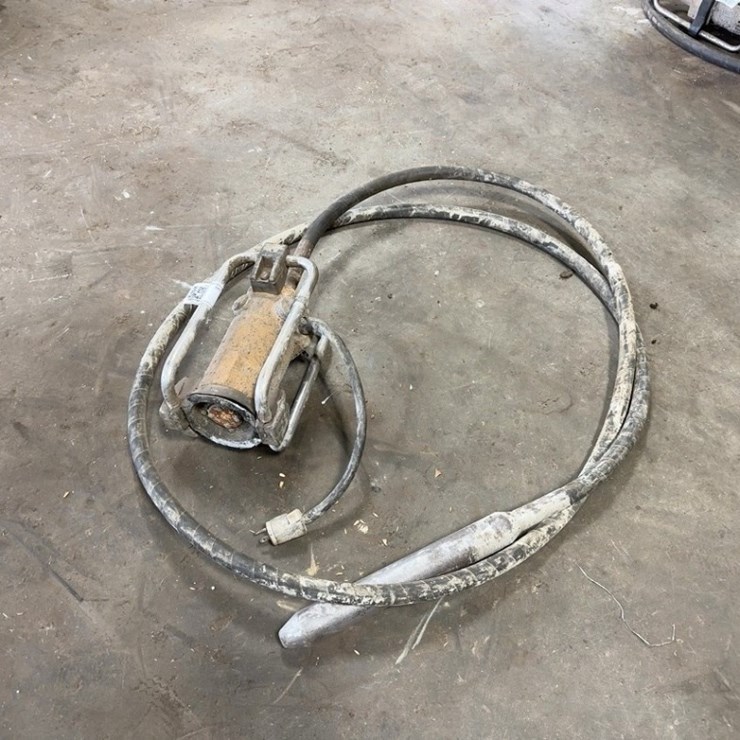ELECTRIC CONCRETE VIBRATOR