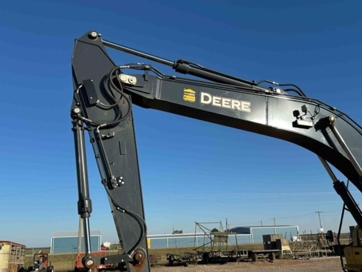 2023-john-deere-210p-excavator-image-18