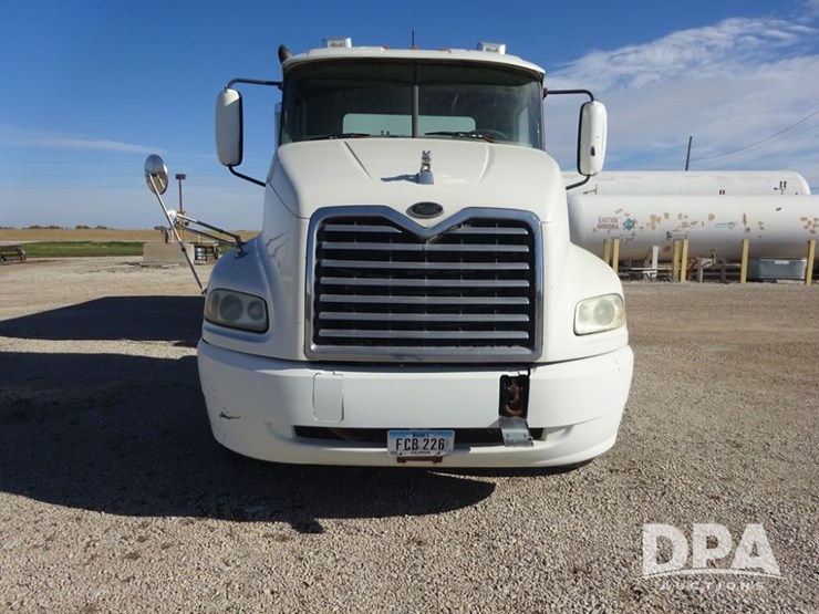 2004-mack-vision-dry-tender-truck-(pz14165,-unit-17539)-image-5