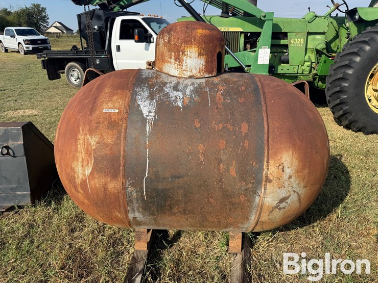 bagwell-general-300-gal-propane-tank-image-2