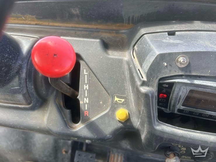 2019-kubota-rtvx1140-image-21