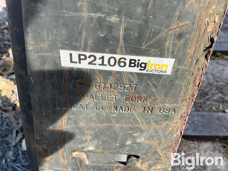 skid-steer-pallet-forks-image-15