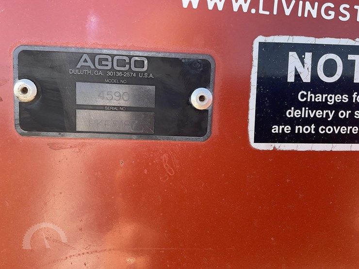 2001-hesston-4590-image-3