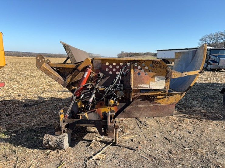 haybuster-bale-buster-image-3