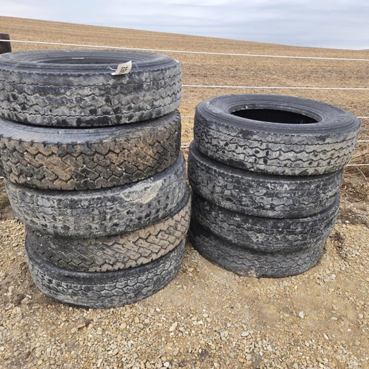 #5952 • (9) 295/75R22.5 TIRES