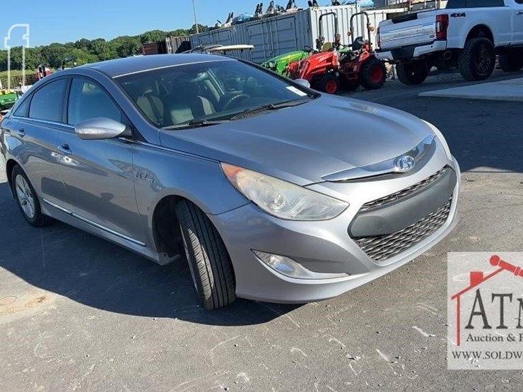 2015-hyundai-sonata-image-2