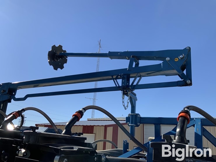 2023-kinze-3605-image-12