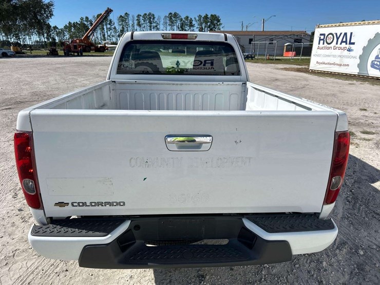 2012-chevrolet-colorado-image-25