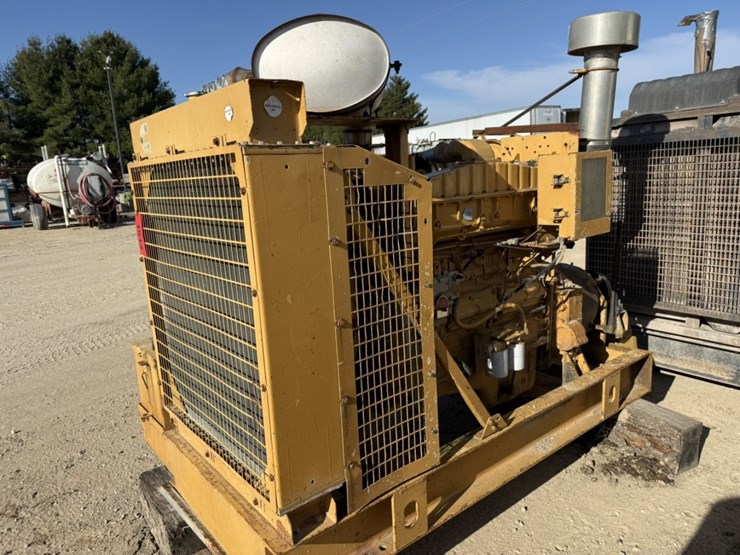 #1914-•-cummins-twin-disc-pto-generator-image-4