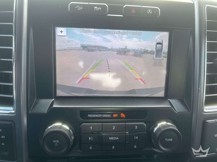 2017-ford-f150-image-29