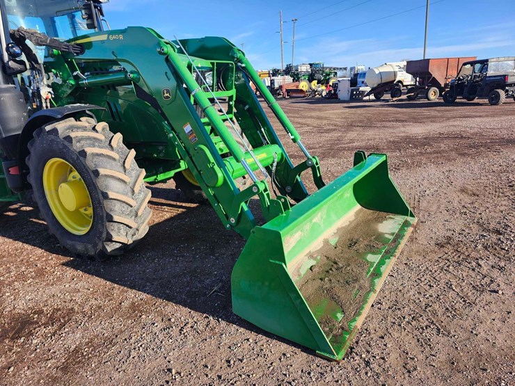 2023-john-deere-6155m-image-9