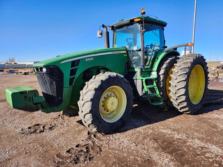 2007-john-deere-8430-image-1