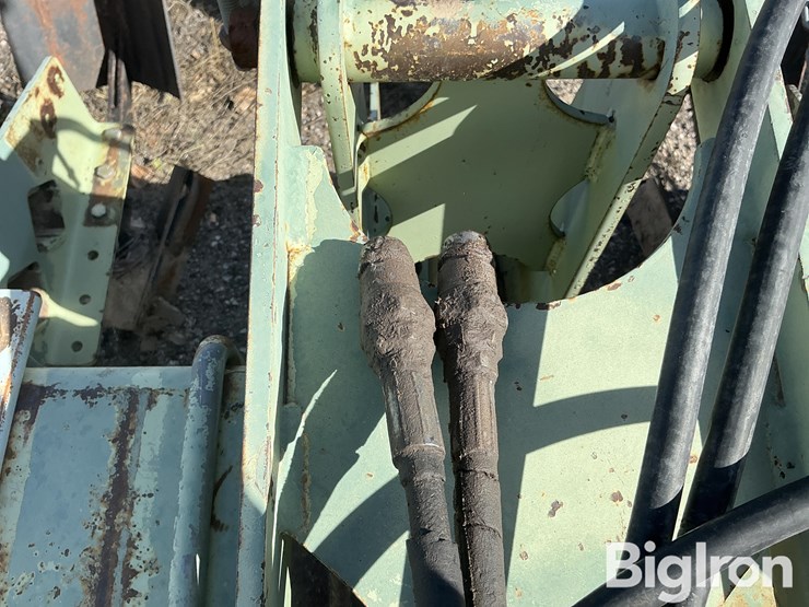 orthman-16r22"-ditcher/cultivator-w/-sleds-image-11