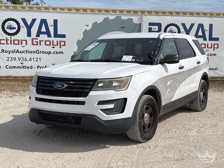 2017-ford-explorer-image-1