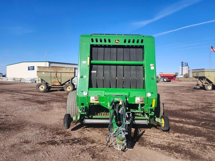 2021-john-deere-560r-image-5