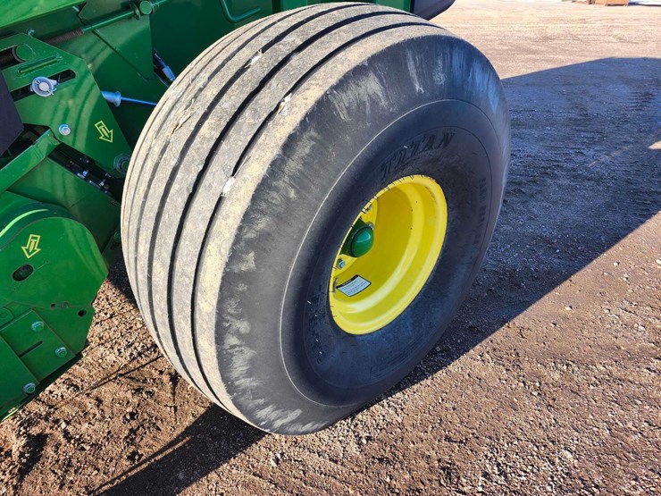 2023-john-deere-560m-image-45