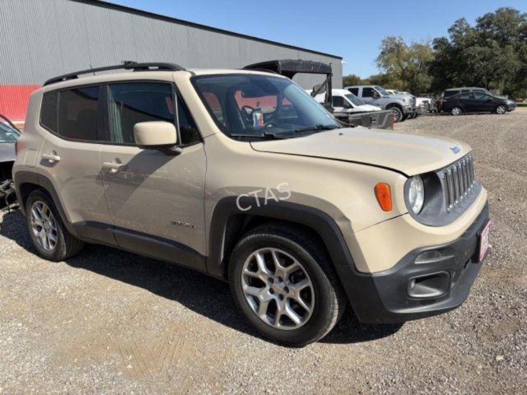 2015-jeep-renegade-image-3