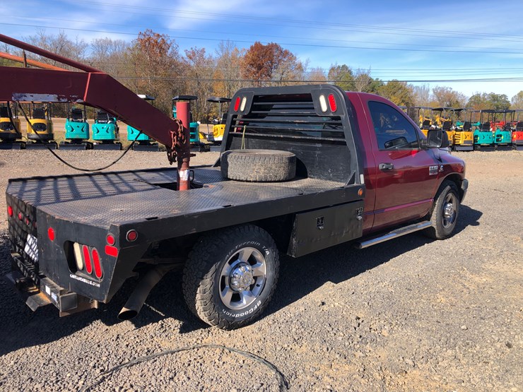 2008-dodge-2500-image-3